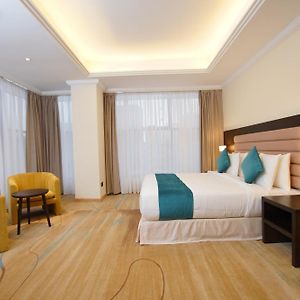 Superior King Room Balcony